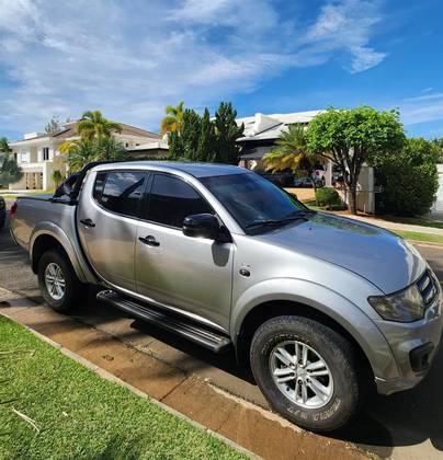 MITSUBISHI L200 TRITON 3.5 HPE 4X4 CD V6 24V FLEX 4P AUTOMÁTICO